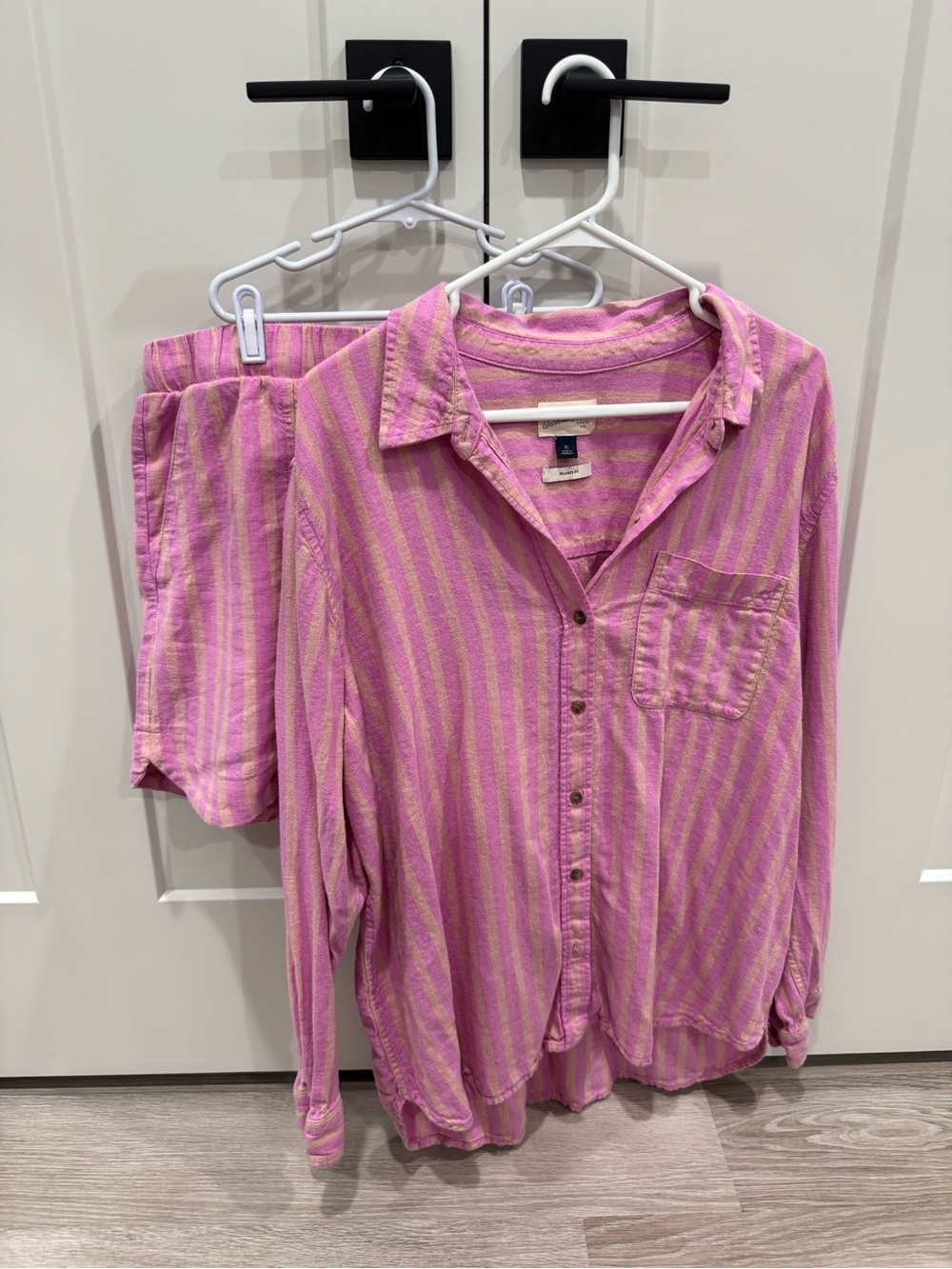Universal Threads Pink Striped Button-Up Shirt & Shorts Set
